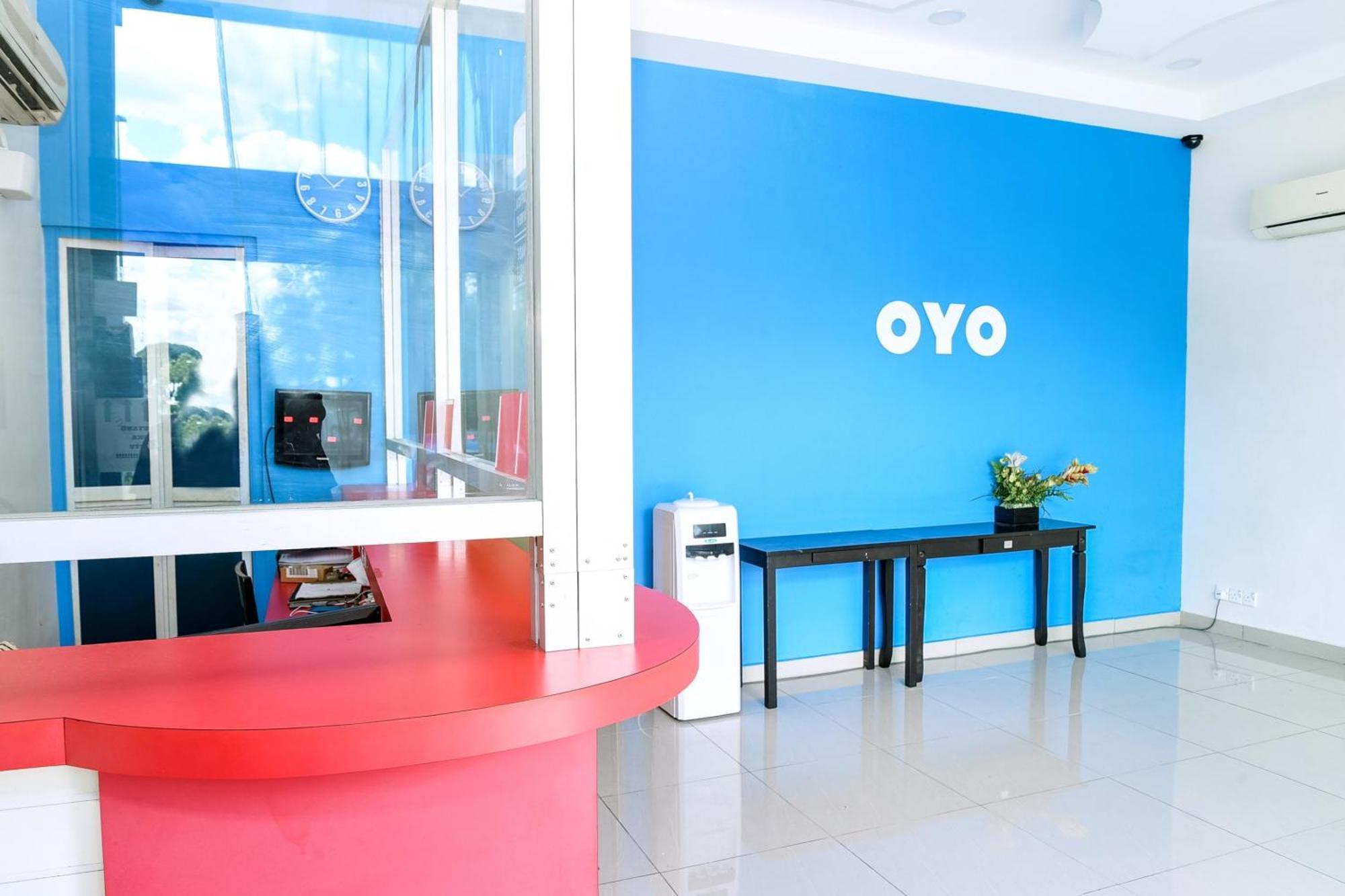 Oyo 90282 Hotel Taj Inn, Seksyen 7 Shah Alam Exterior foto
